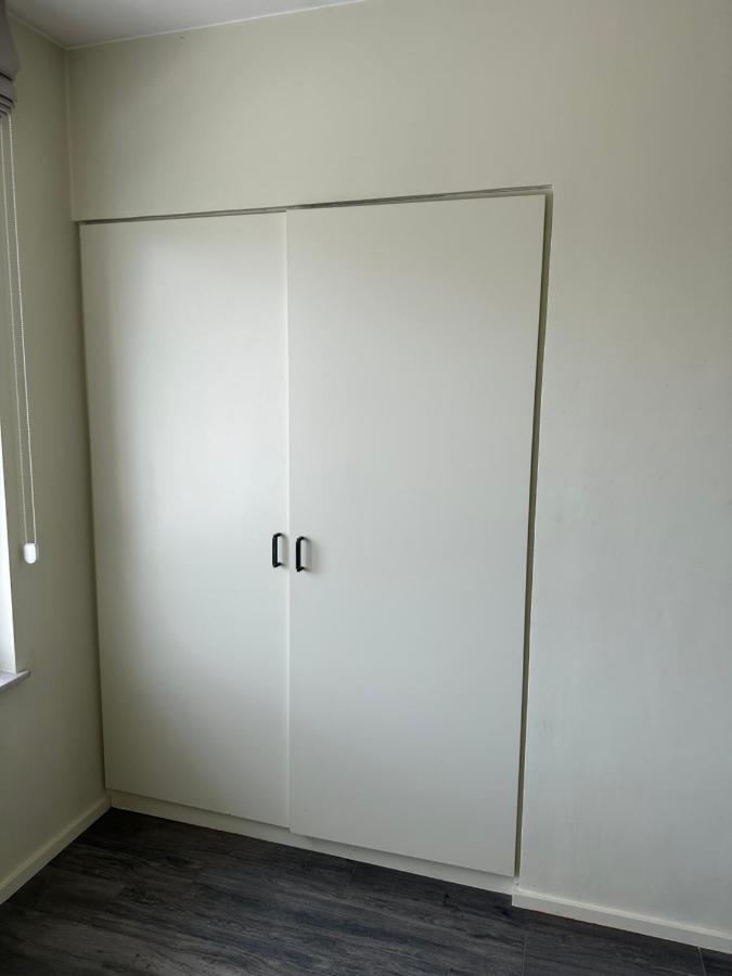Clam，Grand Apartment In Uccle Brussel Bagian luar foto